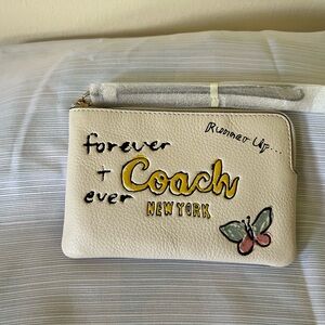 NWT Coach Sketch Print Wristlet